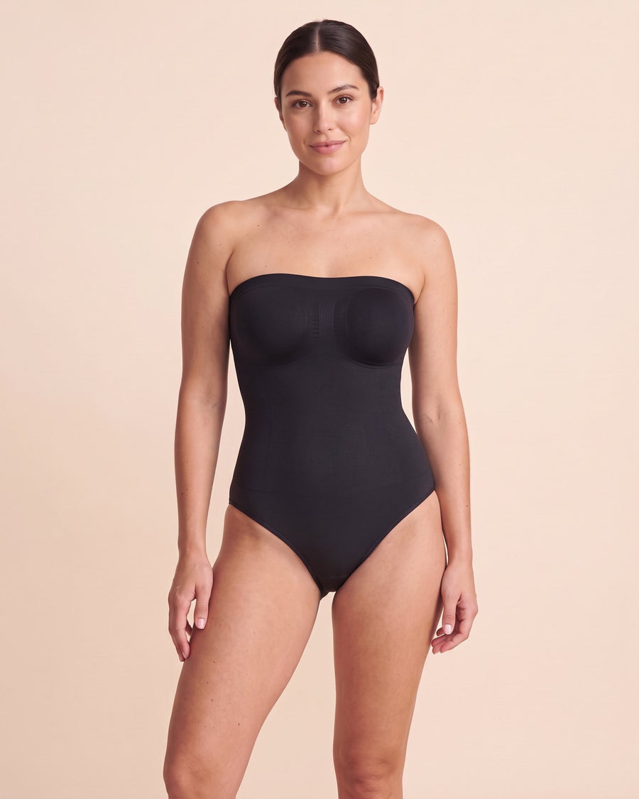Le Body Bandeau Push-Up noir, porté de face #noir
